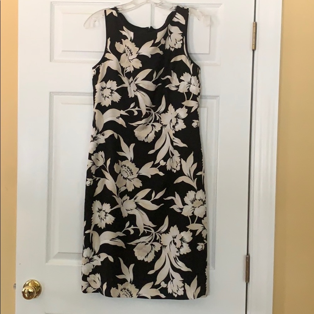 Black and tan floral dress